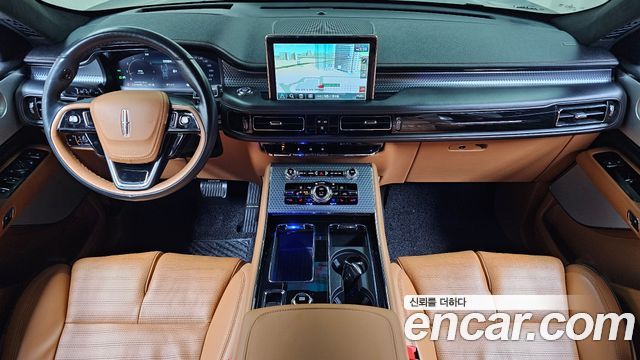 Lincoln Aviator 2022 — photo 10