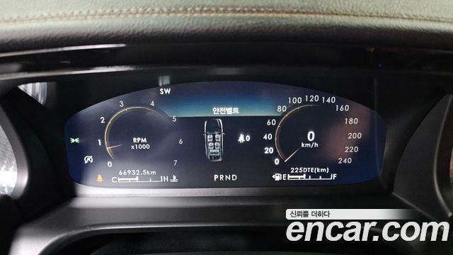 Lincoln Aviator 2022 — photo 11