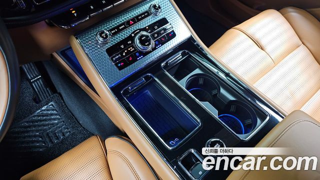 Lincoln Aviator 2022 — photo 12