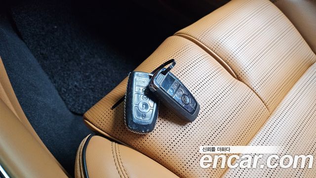 Lincoln Aviator 2022 — photo 21