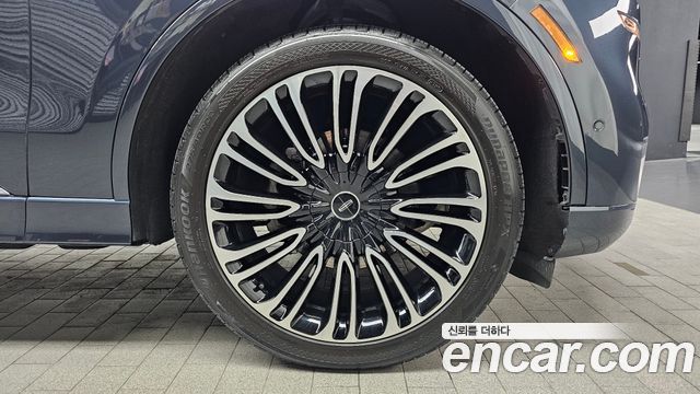 Lincoln Aviator 2022 — photo 7