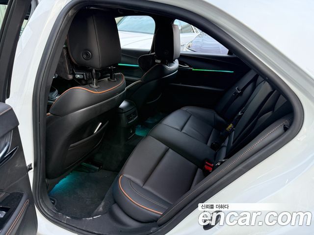 Cadillac CT4 2020 — photo 9