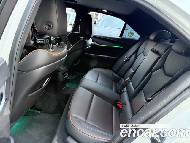 Cadillac CT4 2020 — photo 11