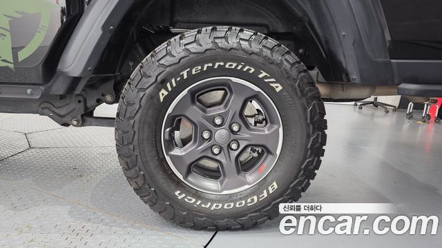 Jeep Gladiator 2023 — photo 7