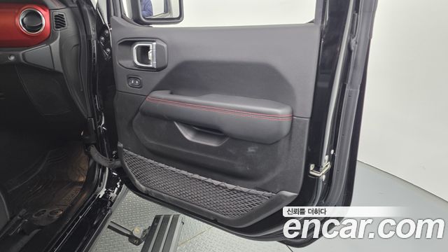 Jeep Gladiator 2023 — photo 14