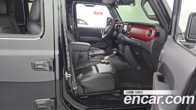Jeep Gladiator 2023 — photo 16