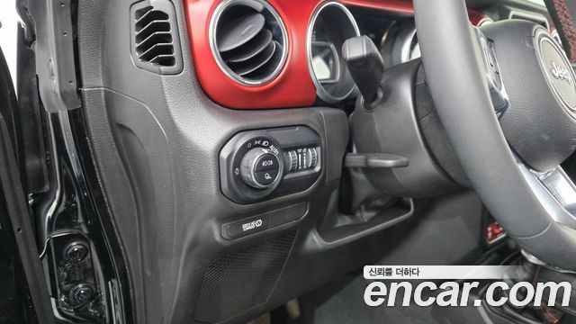 Jeep Gladiator 2023 — photo 27