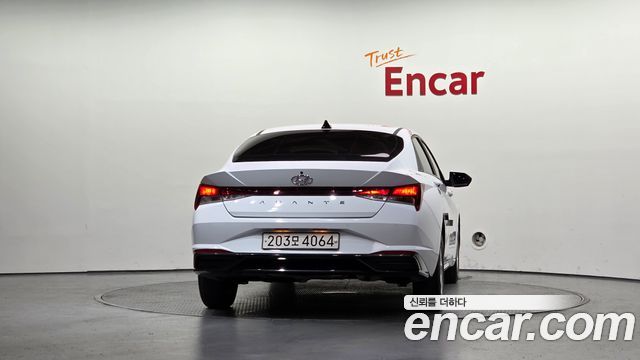 Hyundai AVANTE 2021 — photo 4