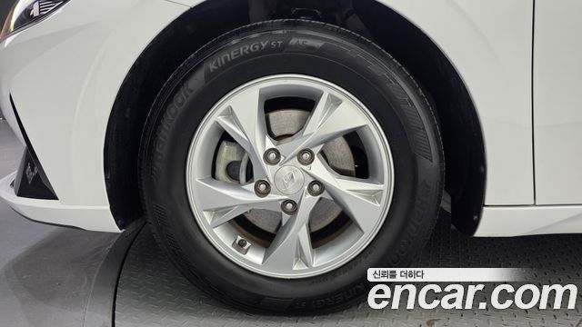 Hyundai AVANTE 2021 — photo 5