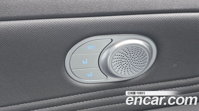 Hyundai AVANTE 2021 — photo 12