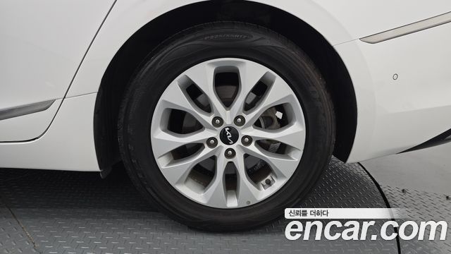 Kia K8 2023 — photo 7