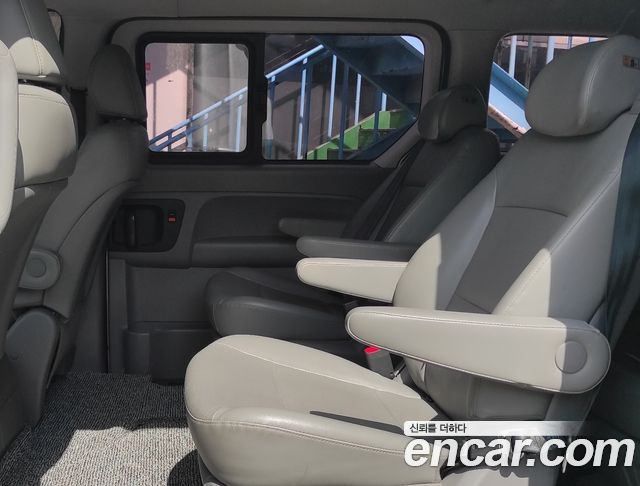 Hyundai Starex 2019 — photo 6