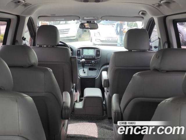 Hyundai Starex 2019 — photo 7
