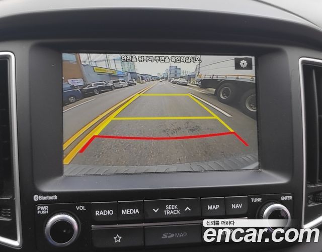 Hyundai Starex 2019 — photo 11