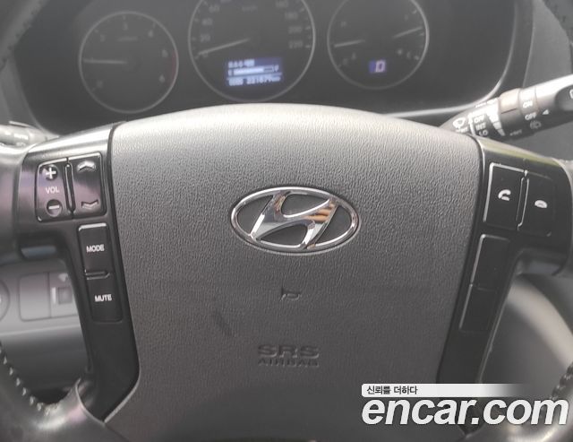 Hyundai Starex 2019 — photo 14