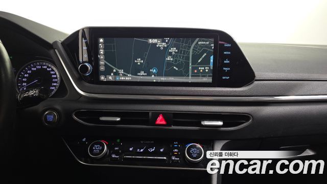 Hyundai Sonata 2020 — photo 14