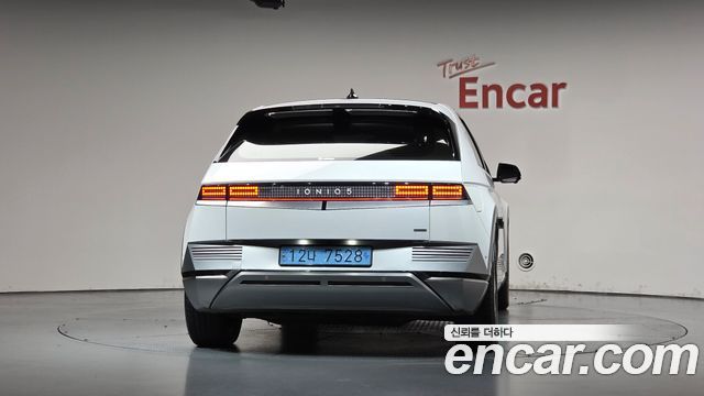 Hyundai Ioniq5 2024 — photo 4