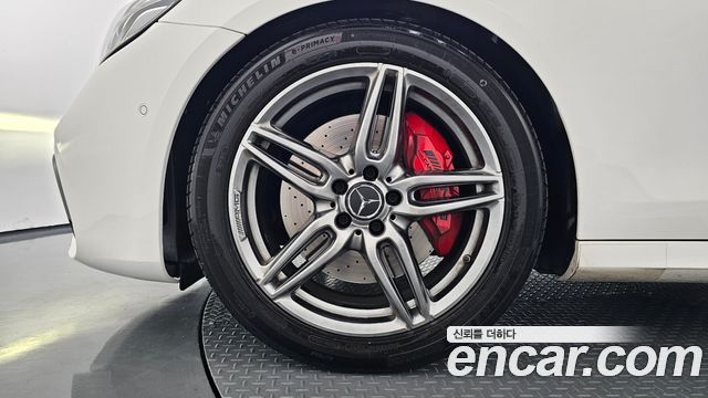 Mercedes-Benz E-Class 2019 — photo 5