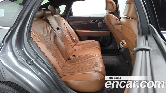Genesis G80 2021 — photo 17