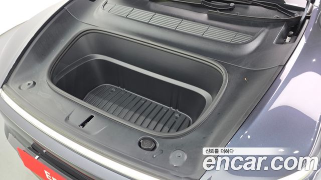 Tesla Model Y 2026 — photo 6
