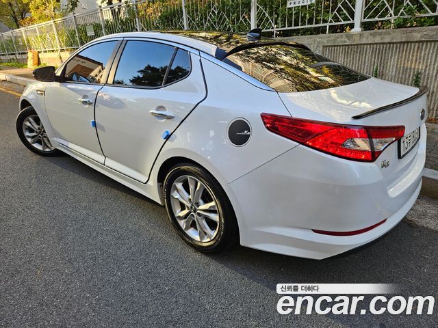 Kia K5 2012 — photo 4
