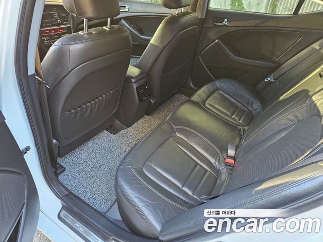 Kia K5 2012 — photo 13
