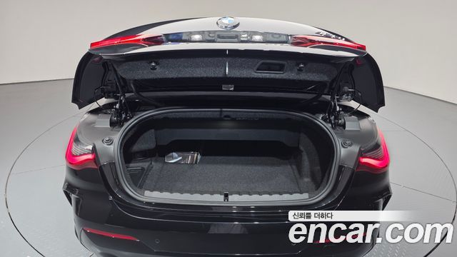 BMW 4-Series 2025 — photo 24