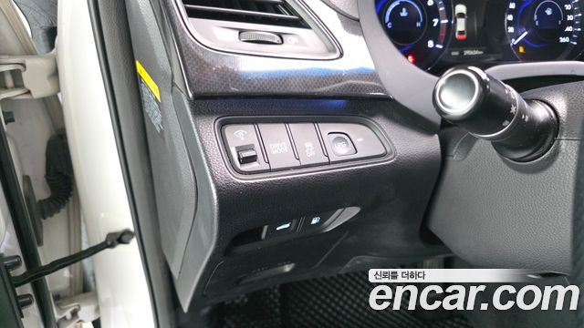 Hyundai Grandeur 2014 — photo 17