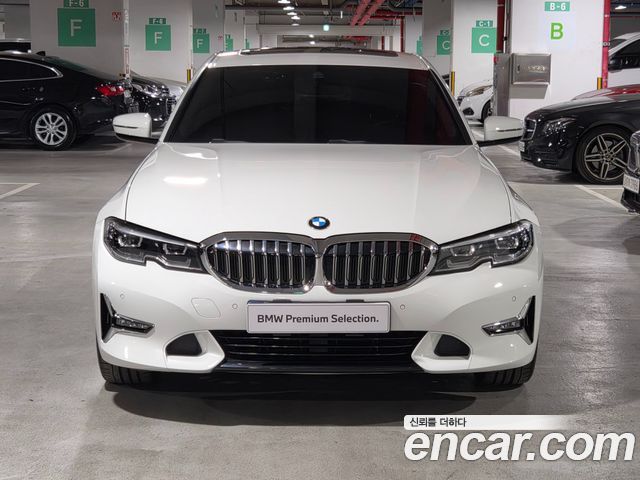 BMW 3-Series 2021 — photo 2