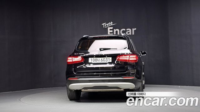 Mercedes-Benz GLC-Class 2019 — photo 4