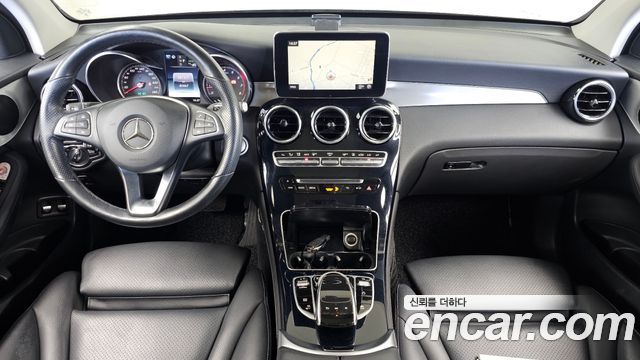Mercedes-Benz GLC-Class 2019 — photo 10