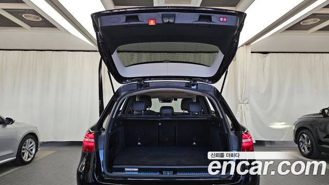 Mercedes-Benz GLC-Class 2019 — photo 26