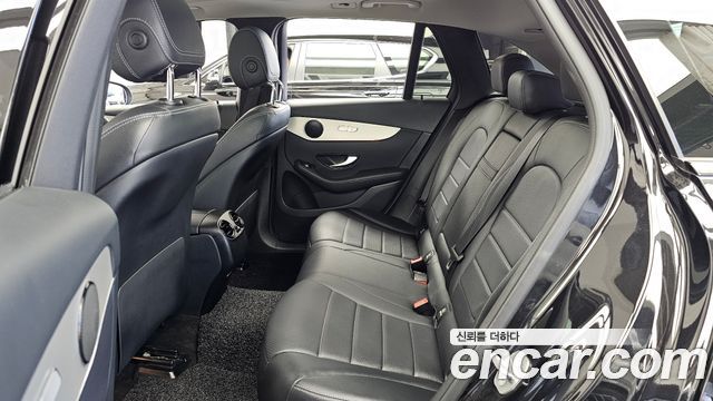 Mercedes-Benz GLC-Class 2019 — photo 16