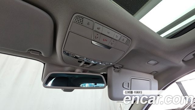 Mercedes-Benz GLC-Class 2019 — photo 29