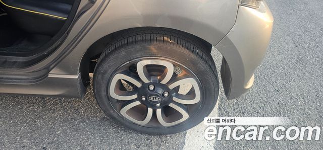 Kia morning 2011 — photo 19