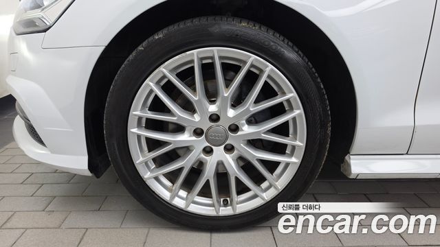 Audi A6 2018 — photo 5