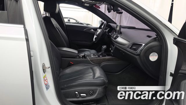 Audi A6 2018 — photo 11