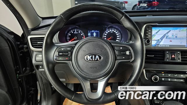 Kia K5 2017 — photo 8