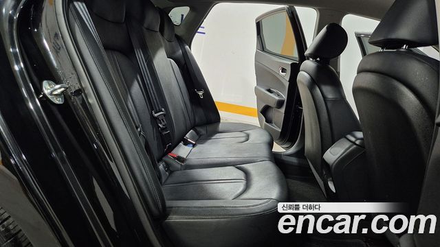 Kia K5 2017 — photo 14