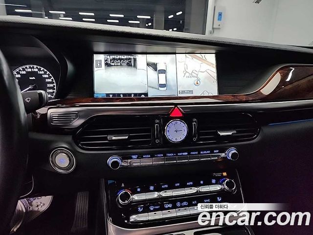 Genesis EQ900 2016 — photo 10