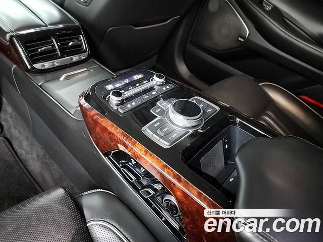 Genesis EQ900 2016 — photo 13