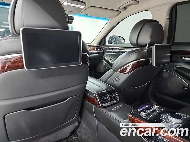 Genesis EQ900 2016 — photo 14