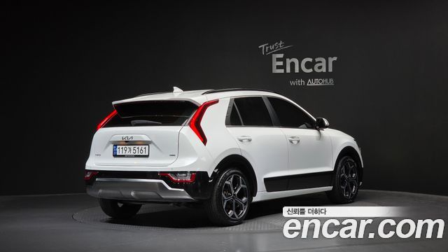 Kia Niro 2024 — photo 2