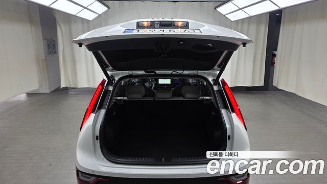 Kia Niro 2024 — photo 23