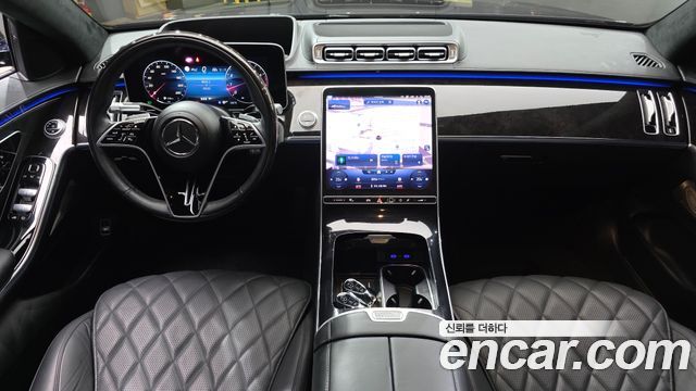Mercedes-Benz S-Class 2023 — photo 10