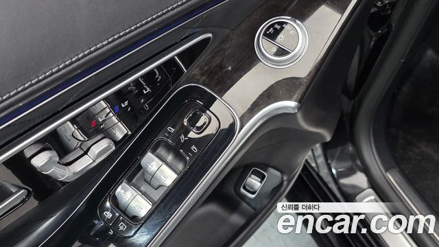 Mercedes-Benz S-Class 2023 — photo 20