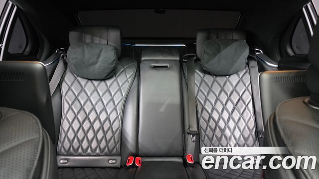 Mercedes-Benz S-Class 2023 — photo 36