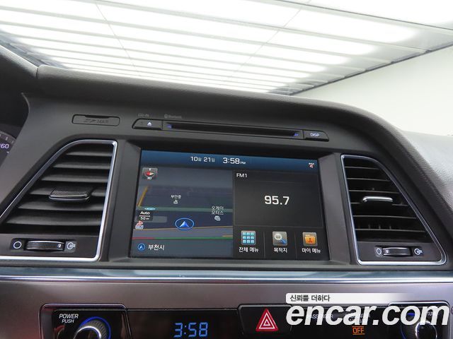 Hyundai Sonata 2017 — photo 13