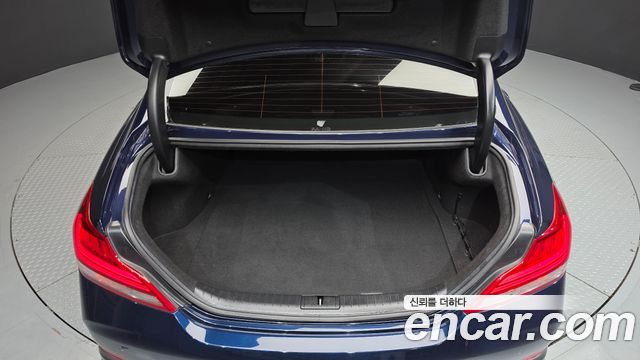 Genesis G70 2019 — photo 26
