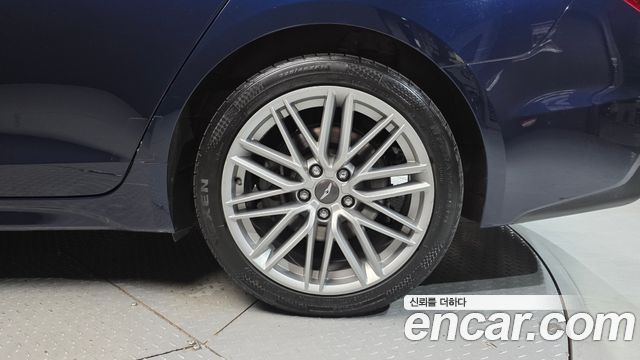 Genesis G70 2019 — photo 7